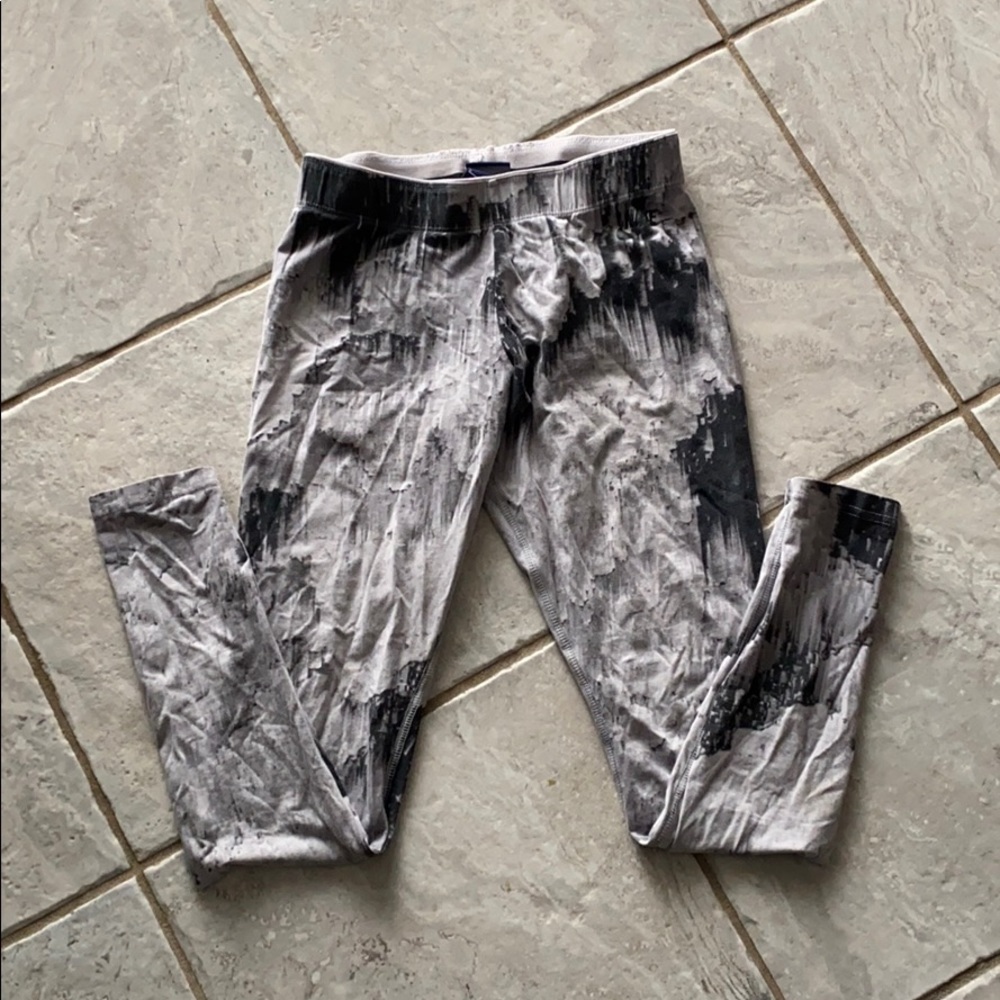 Nike women’s leggings size small GUC